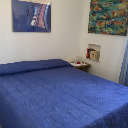 A Due Passi Dal Mare 8 Posti Letto Apartment *