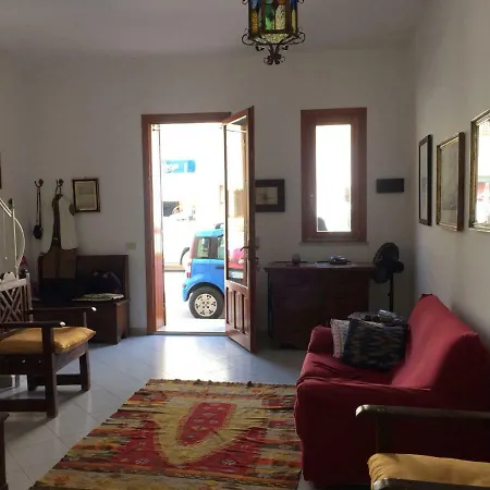 A Due Passi Dal Mare 8 Posti Letto Apartment *